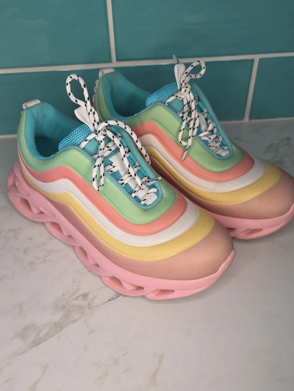 Cape Robbin Kids Pastel Rainbow Platform Sneakers - Pink/Blue/Green